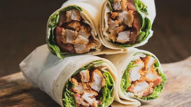 bengaluru-fssa-cracks-down-on-shawarma-eateries-after-multiple-complaints-of-food-poisoning-finds-bacteria-in-samples